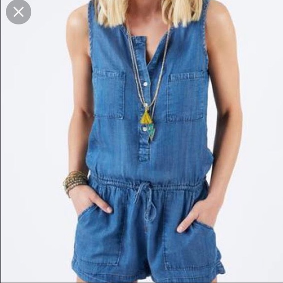 Love Stitch Pants - Love stitch jeans short romper sz medium